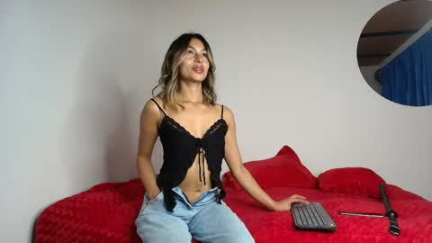 karol_goode online show from June 7, 4:05 am