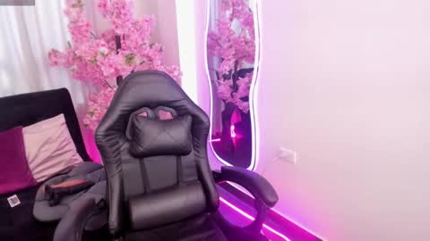 karol online show from March 18, 8:56 pm