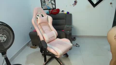    online show from February 12, 1:09 am