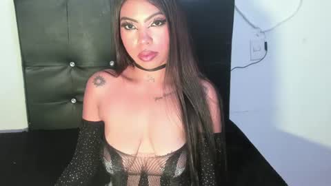 Snapshot of karol_say chatting on June 22, 8:44 am Karol Say online show from June 22, 8:44 am