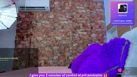 Snapshot of karol_scott1 chatting on April 28, 2:27 am KAROL SCOTT online show from April 28, 2:27 am