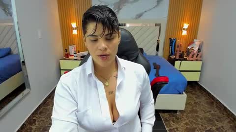 Karol and Luna online show from October 17, 8:00 pm