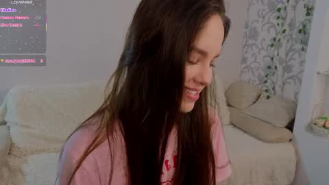 Molly online show from April 22, 6:16 am