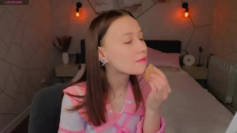 Karolina online show from April 14, 1:22 am