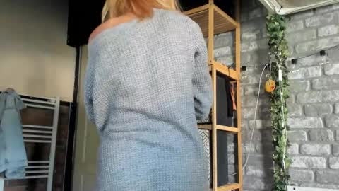 karoline121 online show from September 23, 8:06 am