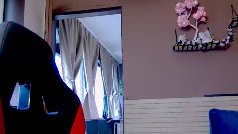 karoline121 online show from December 23, 8:12 am