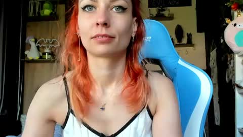 karoline121 online show from April 16, 10:05 am