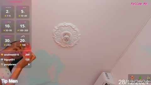 Snapshot of karoline_marin chatting on December 28, 5:35 pm Karoline online show from December 28, 5:35 pm