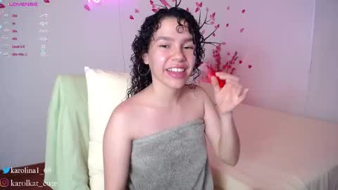 Snapshot of karolkat_1 chatting on February 26, 9:16 pm Karolina 3 online show from February 26, 9:16 pm