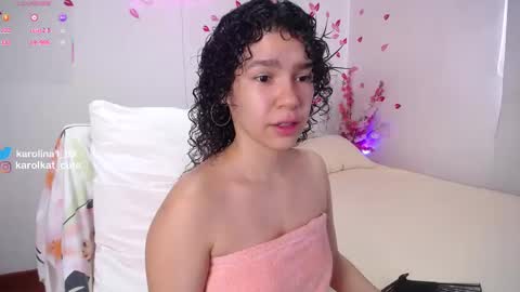 Snapshot of karolkat_1 chatting on September 9, 1:54 pm Karolina 3 online show from September 9, 1:54 pm