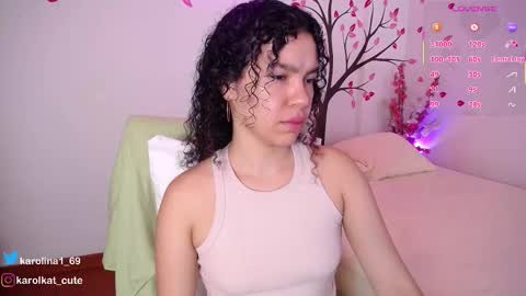 Karolina 3 online show from February 17, 2:02 pm