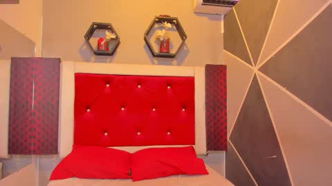 Snapshot of karoll014 chatting on October 7, 11:51 am Karol online show from October 7, 11:51 am