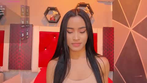 Snapshot of karoll014 chatting on October 23, 2:27 pm Karol online show from October 23, 2:27 pm