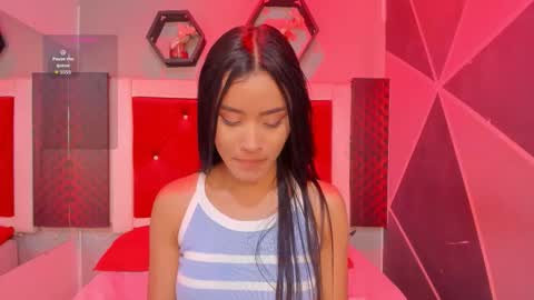 Snapshot of karoll014 chatting on October 30, 1:01 pm Karol online show from October 30, 1:01 pm