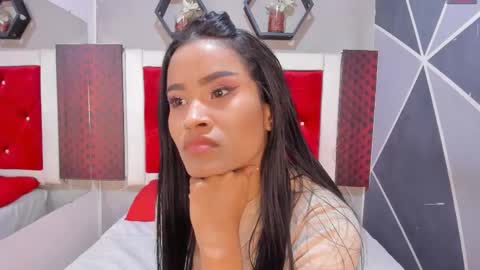 Snapshot of karoll014 chatting on December 4, 12:03 pm Karol online show from December 4, 12:03 pm