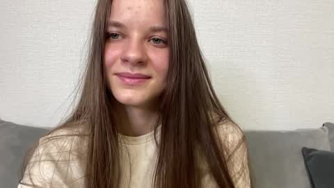 Lia online show from April 4, 4:04 pm