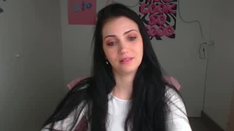 Snapshot of karyna_joy chatting on April 30, 5:58 am Karyna online show from April 30, 5:58 am