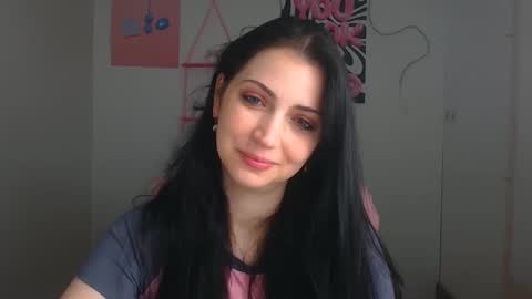 Snapshot of karyna_joy chatting on May 4, 5:36 am Karyna online show from May 4, 5:36 am