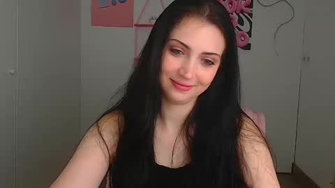 Snapshot of karyna_joy chatting on May 11, 5:35 am Karyna online show from May 11, 5:35 am