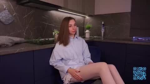 Hellomy name is Mami nice to meet you online show from October 8, 8:01 am