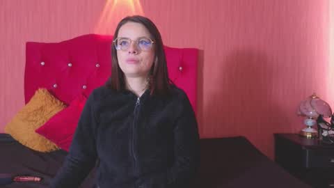 Snapshot of kassandra_james chatting on December 3, 1:09 pm kassandra james online show from December 3, 1:09 pm