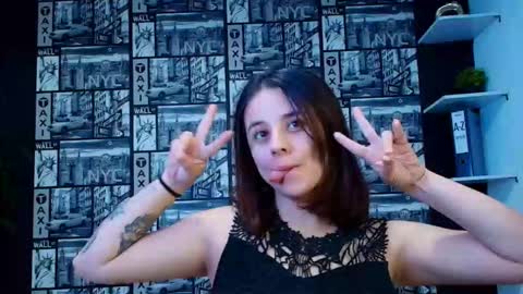 kassandra james online show from March 4, 1:06 pm