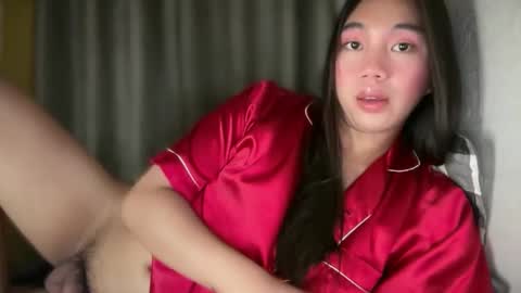 Snapshot of kat_hollandx chatting on June 5, 8:14 pm Majesty online show from June 5, 8:14 pm
