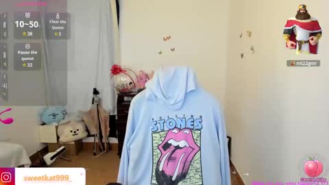 Snapshot of kat_ly_chan chatting on January 31, 6:47 pm Kat online show from January 31, 6:47 pm