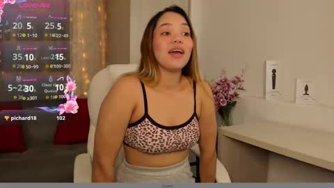 Snapshot of kata22sofia chatting on September 28, 1:27 pm kata22sofia online show from September 28, 1:27 pm