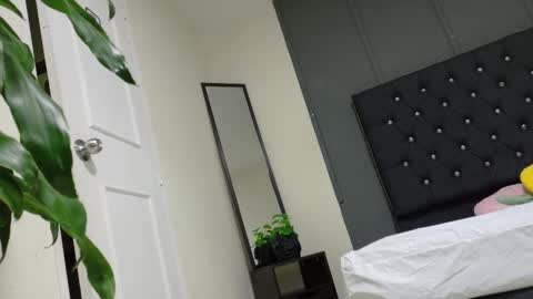 kataaleya__12 online show from December 2, 11:59 am