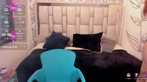 Snapshot of katahoot_ chatting on October 17, 8:33 pm K A T A H O O T online show from October 17, 8:33 pm