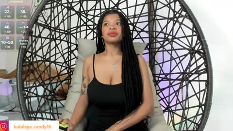 Snapshot of kataleyacandy chatting on December 13, 9:09 pm Kataleya online show from December 13, 9:09 pm