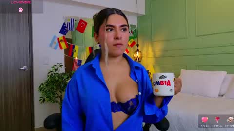 Snapshot of kataliina_18 chatting on June 24, 12:04 pm Kat online show from June 24, 12:04 pm