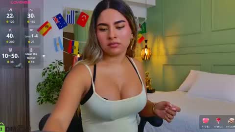 Snapshot of kataliina_18 chatting on June 30, 11:55 am Kat online show from June 30, 11:55 am