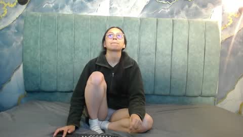 Katalina online show from April 6, 4:19 pm