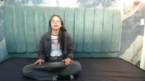 Snapshot of katalina07 chatting on May 5, 7:33 pm Katalina online show from May 5, 7:33 pm