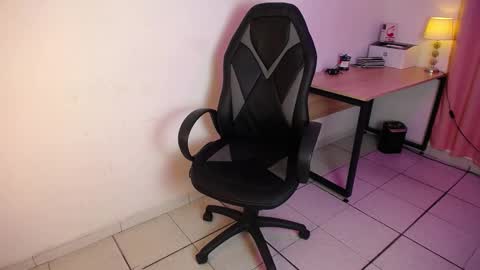 Snapshot of katalina_miles chatting on February 11, 4:13 pm Katalina Miles online show from February 11, 4:13 pm