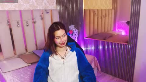 katana_tay online show from December 19, 12:01 pm