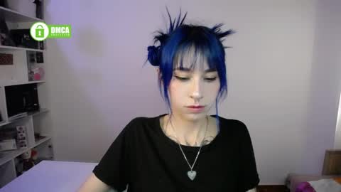 Snapshot of katara_a chatting on April 23, 9:28 pm Maca online show from April 23, 9:28 pm