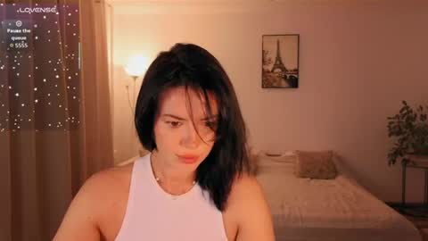 kate124680 online show from June 17, 9:38 pm