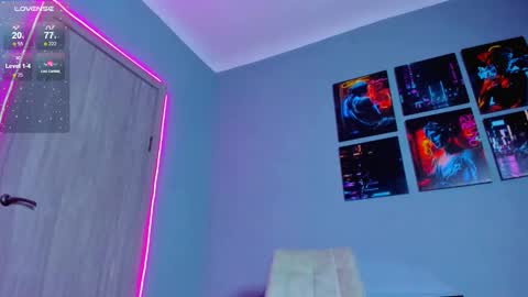 Snapshot of kate__love chatting on December 21, 1:53 pm Kate online show from December 21, 1:53 pm