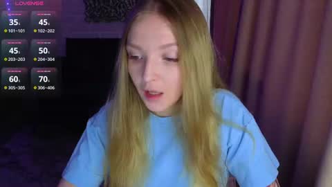 Snapshot of kate__walker chatting on June 20, 4:04 am Kate online show from June 20, 4:04 am