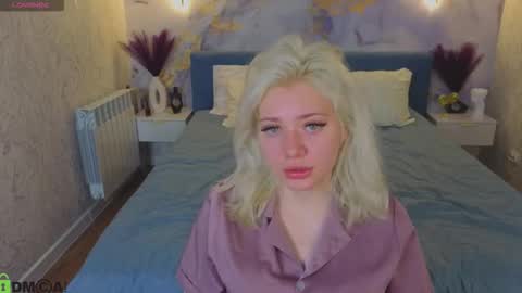 Snapshot of kate_krose chatting on February 2, 1:26 am Kate online show from February 2, 1:26 am