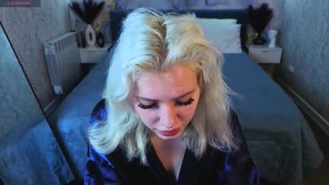 Snapshot of kate_krose chatting on March 3, 1:12 am Kate online show from March 3, 1:12 am