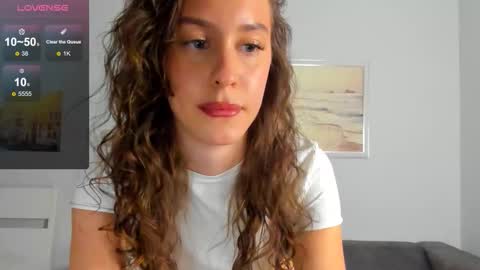 Kate Lovetti online show from October 21, 6:19 pm