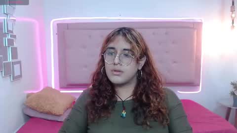 Snapshot of kate_pickman chatting on December 30, 1:26 am kate online show from December 30, 1:26 am