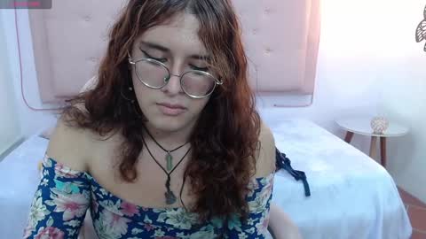 Snapshot of kate_pickman chatting on January 19, 2:47 am kate online show from January 19, 2:47 am