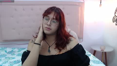 Snapshot of kate_pickman chatting on February 9, 2:28 am kate online show from February 9, 2:28 am