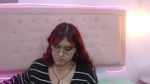 Snapshot of kate_pickman chatting on February 22, 9:12 am kate online show from February 22, 9:12 am