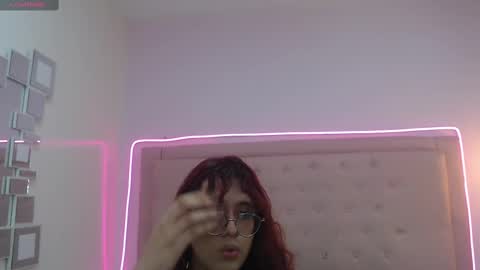 Snapshot of kate_pickman chatting on February 26, 4:25 am kate online show from February 26, 4:25 am